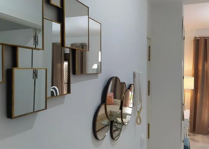 Διαμέρισμα Sherryflat Paralejo 7 *