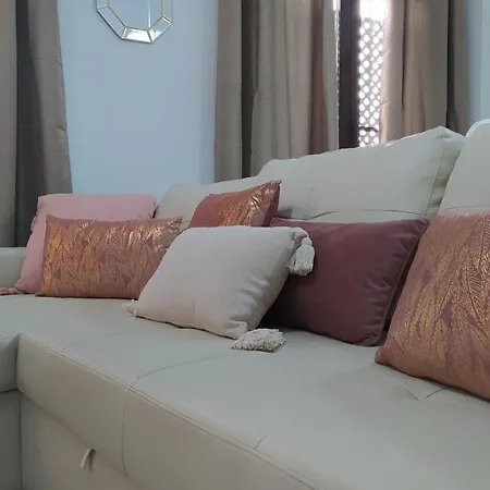 Διαμέρισμα Sherryflat Paralejo 7