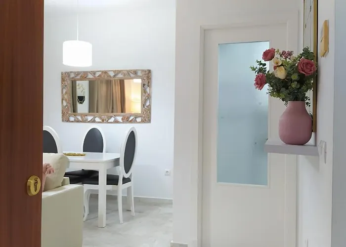 Διαμέρισμα Sherryflat Paralejo 7